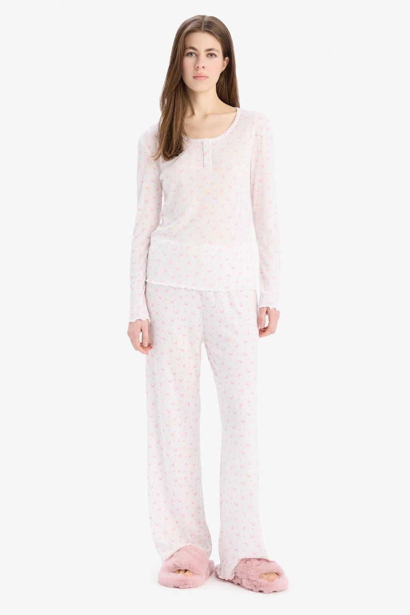 FEMME Écru Ensemble pyjama avec Top à manches longues et pantalon de Fall in Love