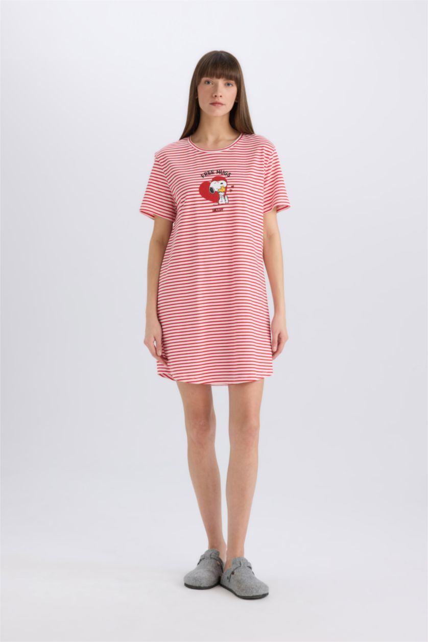 WOMAN Ecru Snoopy Crew Neck Short Sleeve Nightgown