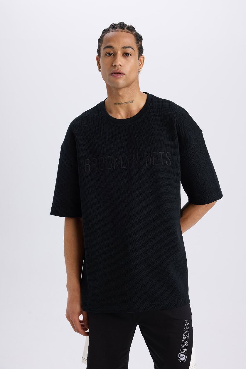 Erkek Siyah NBA Brooklyn Nets Oversize Geniş Kalıp Bisiklet Yaka Waffle Kısa Kollu Tişört