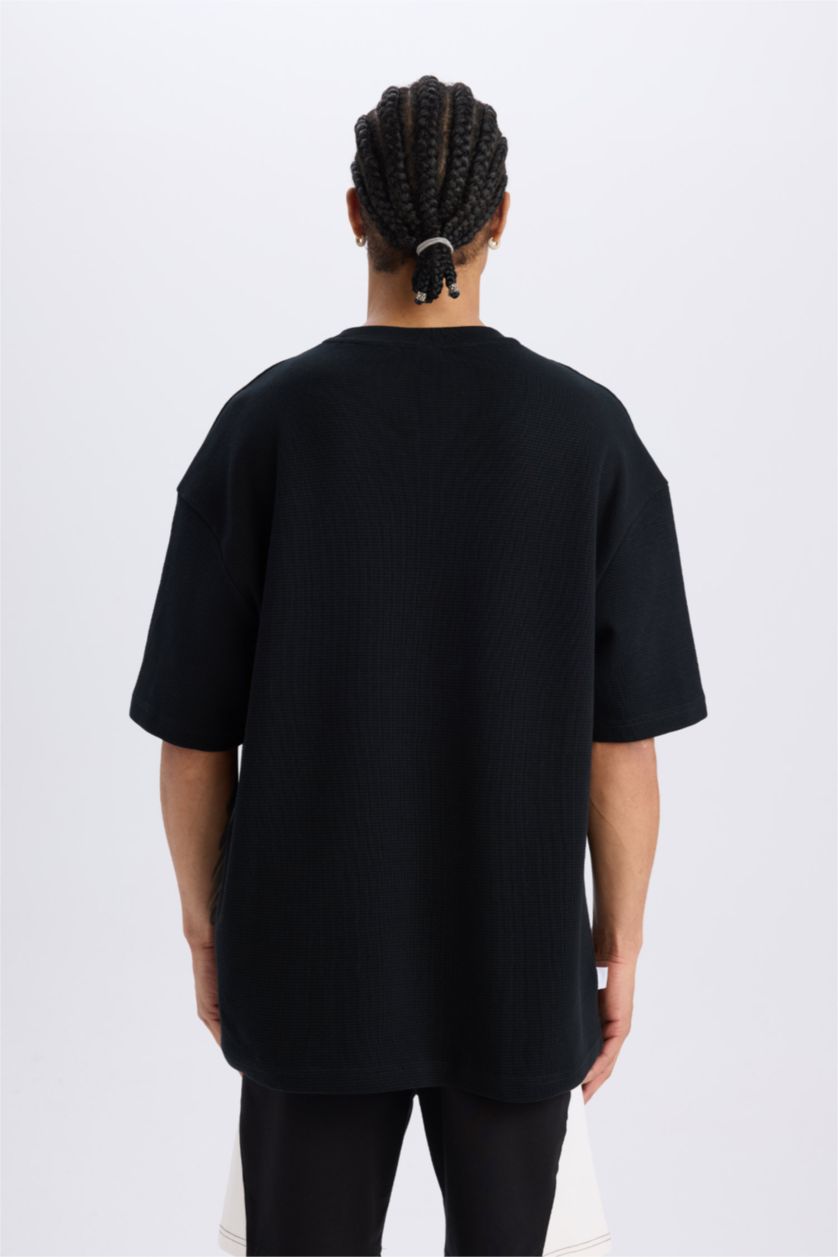 Erkek Siyah NBA Brooklyn Nets Oversize Geniş Kalıp Bisiklet Yaka Waffle Kısa Kollu Tişört