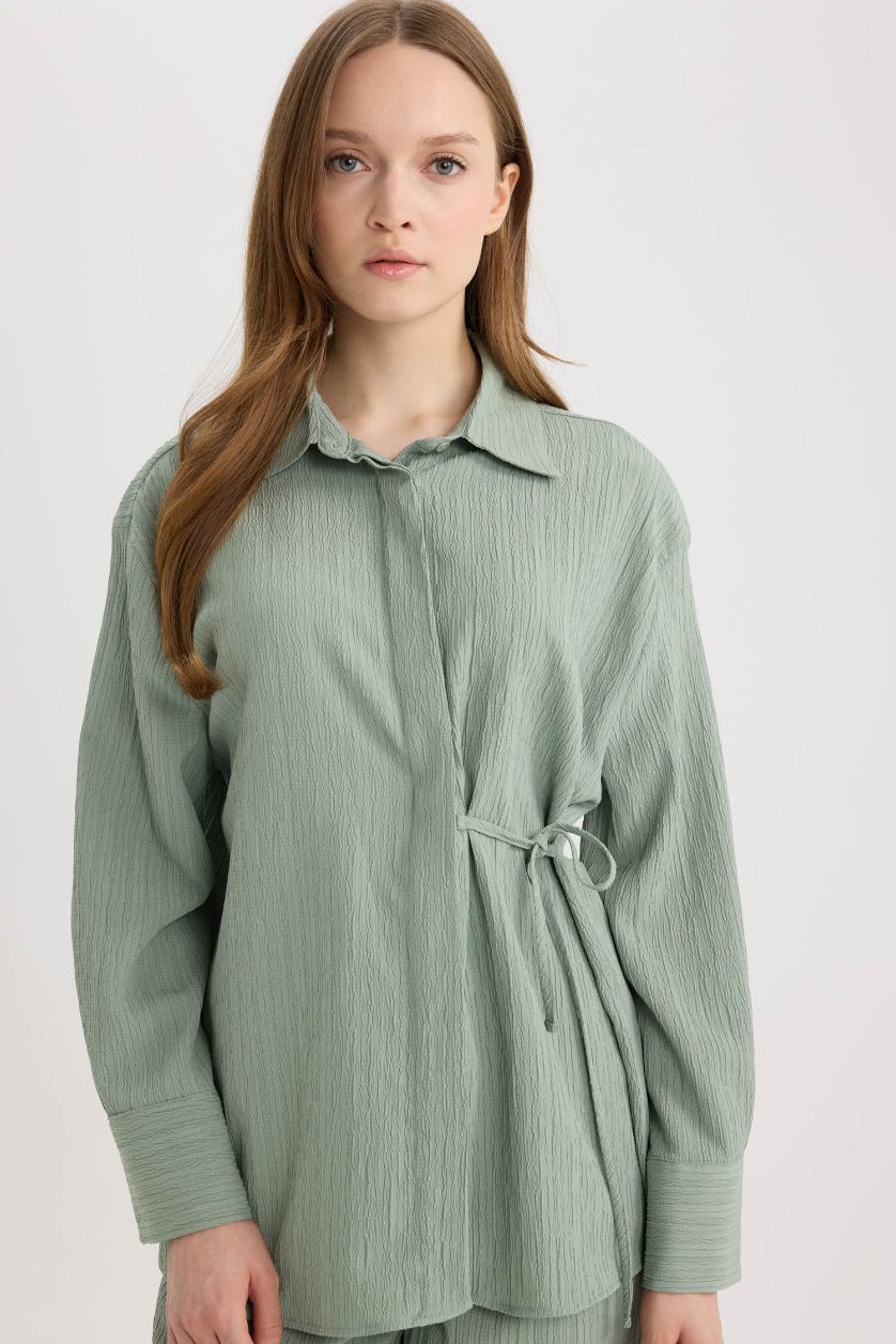 Kadın Açık Yeşil Regular Fit Büzgülü Krinkıl Kumaş Uzun Kollu Gömlek