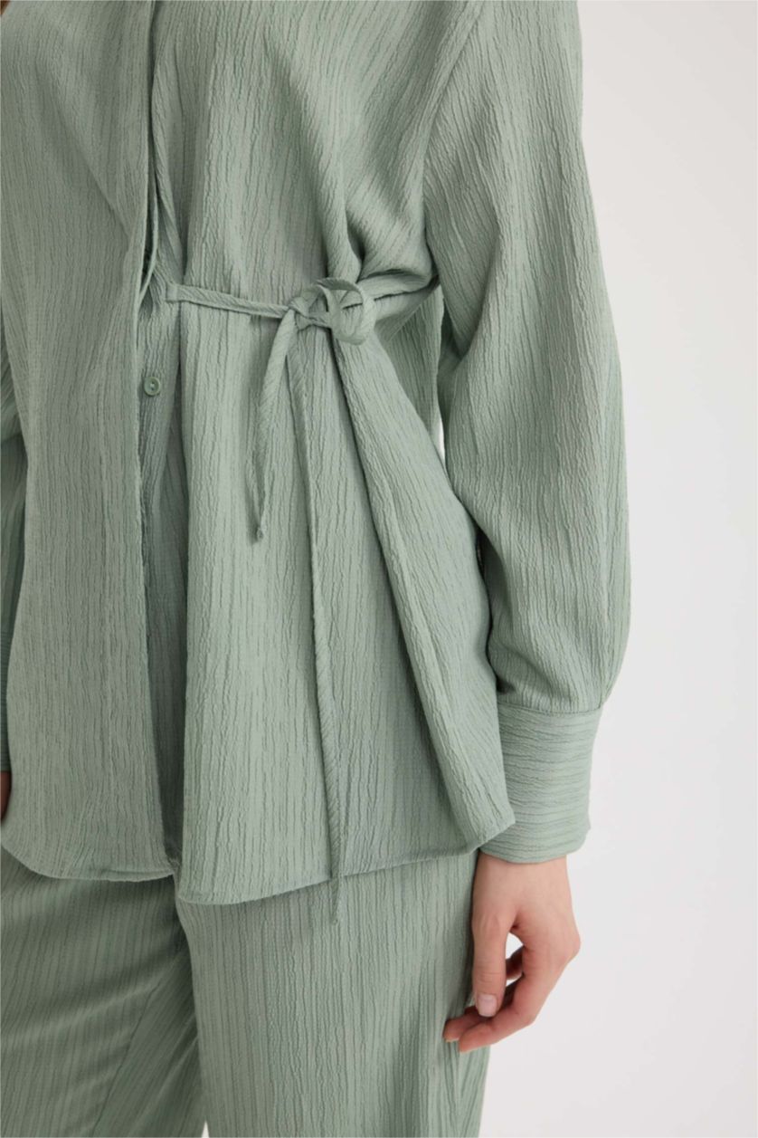 Kadın Açık Yeşil Regular Fit Büzgülü Krinkıl Kumaş Uzun Kollu Gömlek