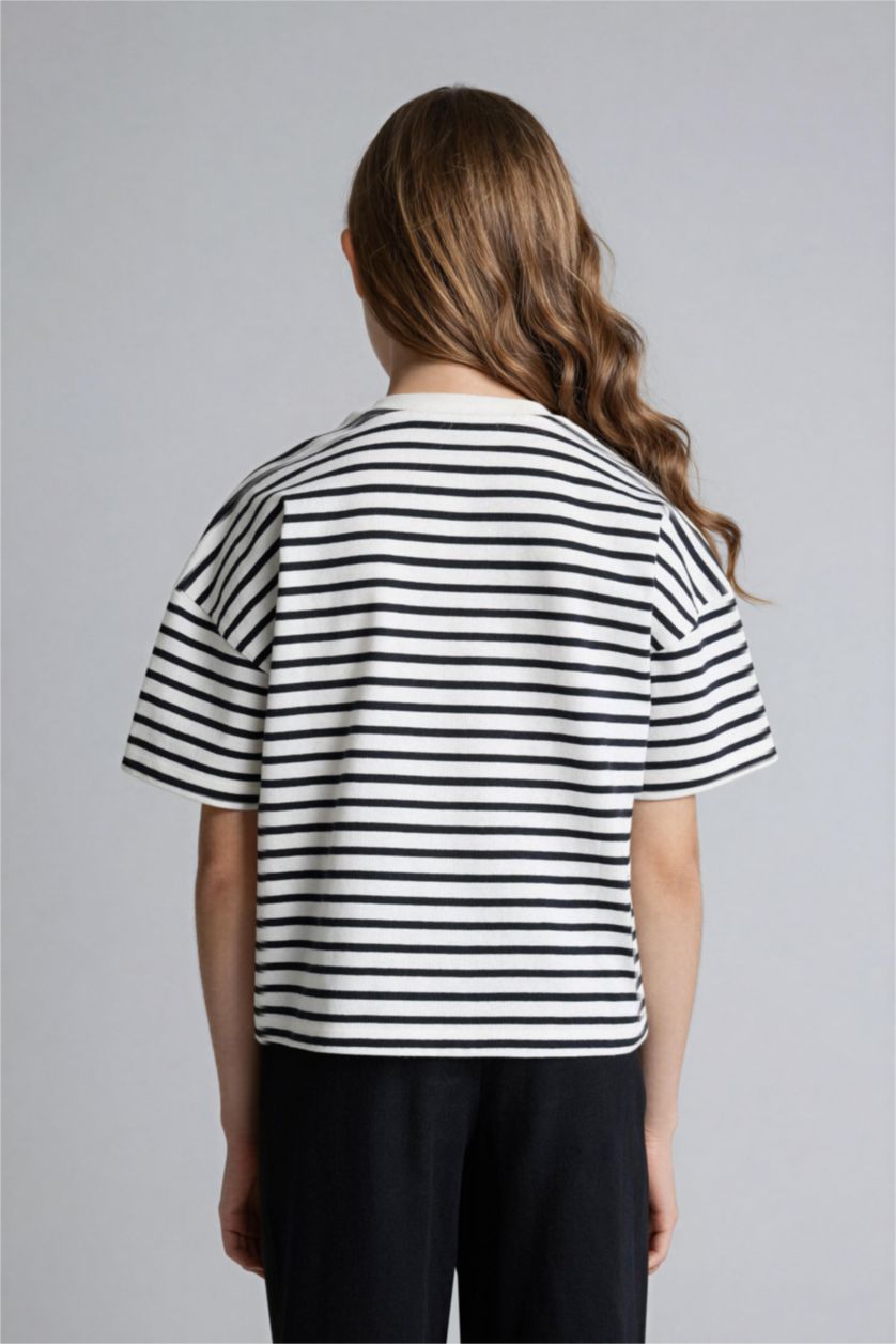 Kız Çocuk - Genç Kız Lacivert Relax Fıt Bisiklet Yaka Tişört 