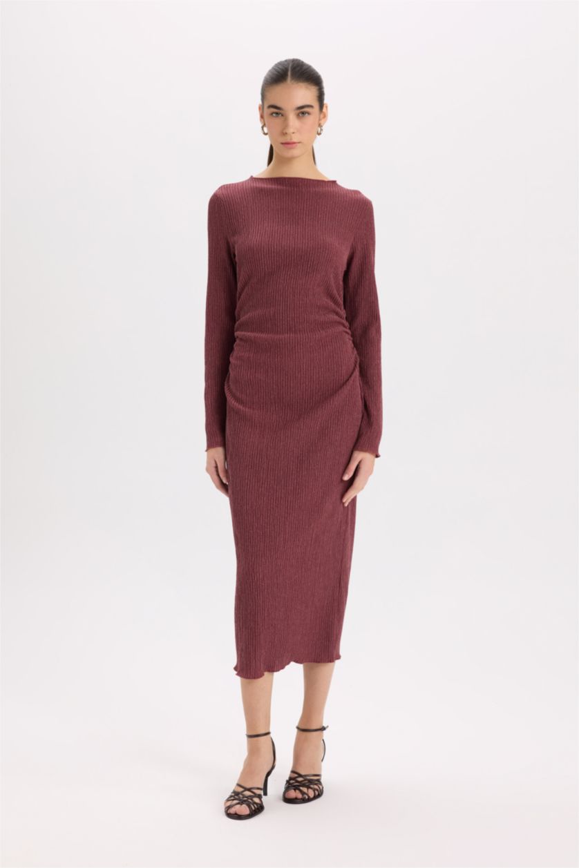 Kadın Bordo Bodycon Vücudu Saran Yarım Balıkçı Yaka Basıc Bürümcük Midi Bordo Elbise