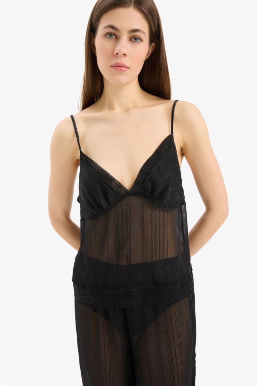 WOMAN Black Fall in Love Lace Top Bottom 2 Piece Tulle Pajama Set