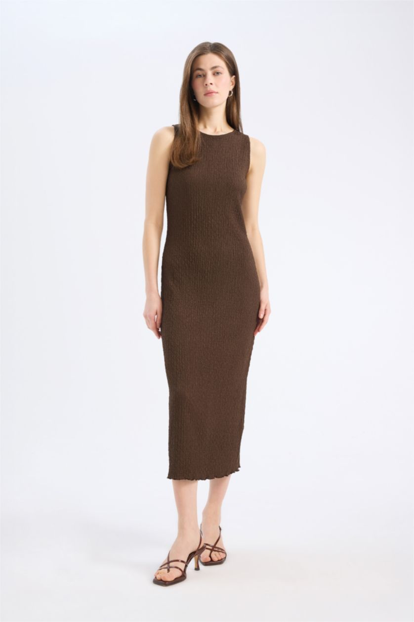 Woman Brown Bodycon Round Collar Sleeveless Midi Dress