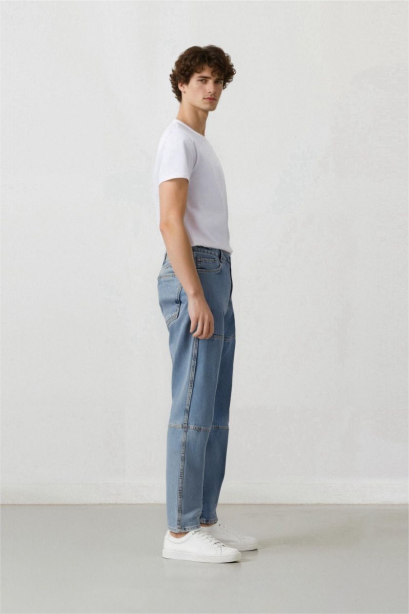 HOMME BLEU Clair Pantalon en Jean à Coupe décontractée et jambes larges