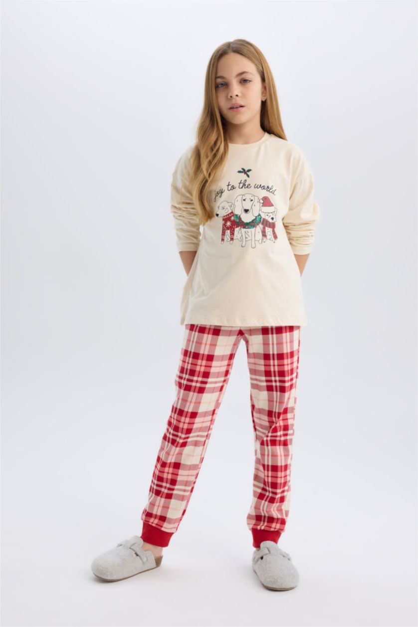 GIRLS & TEENS Sand Girl Christmas Themed Top Bottom 2 Piece Pajama Set