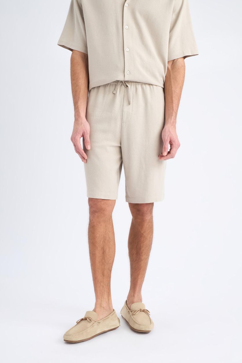 رجال Doğal Bej شورت قصة مريحة من مزيج الكتان