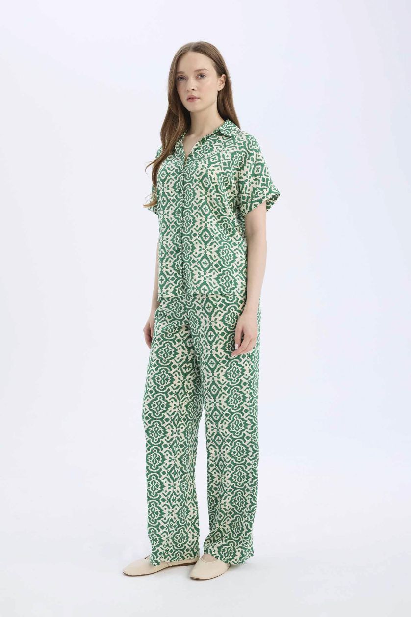 Kadın Yeşil Regular Fit Desenli Beli Lastikli Düz Paça Pantolon