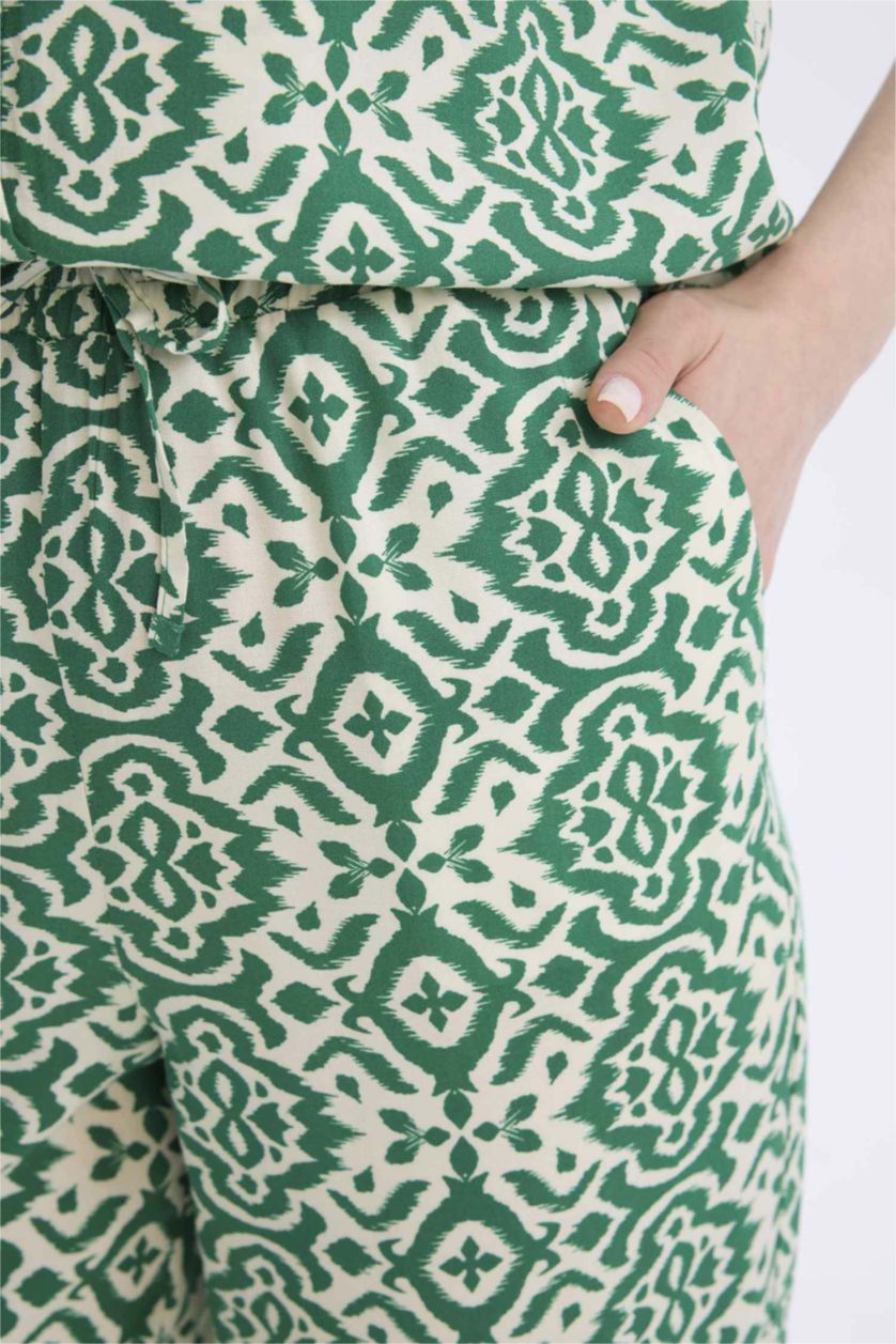 Kadın Yeşil Regular Fit Desenli Beli Lastikli Düz Paça Pantolon