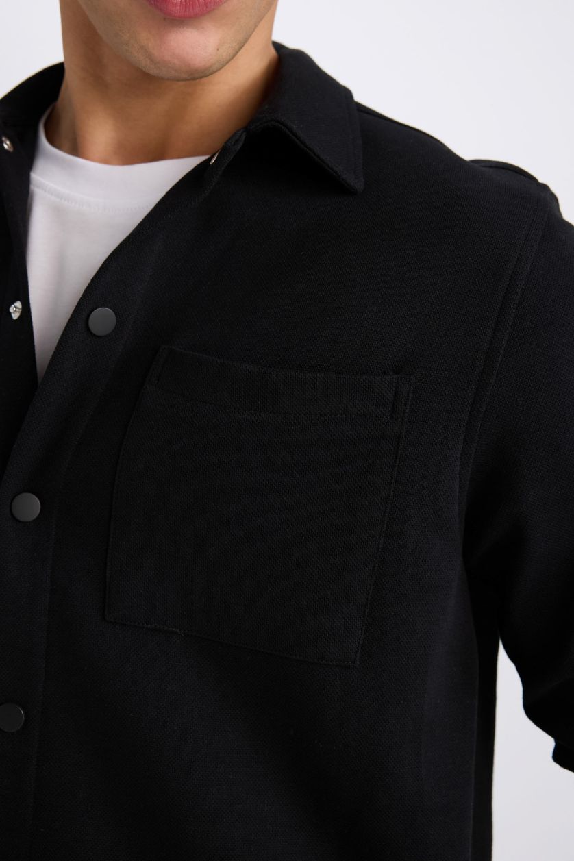 Man Black Regular Fit Overshirt