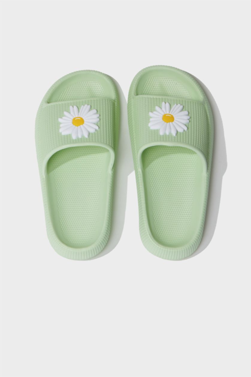 GIRLS & TEENS Light Green Girl Flat Sole Eva Sandals