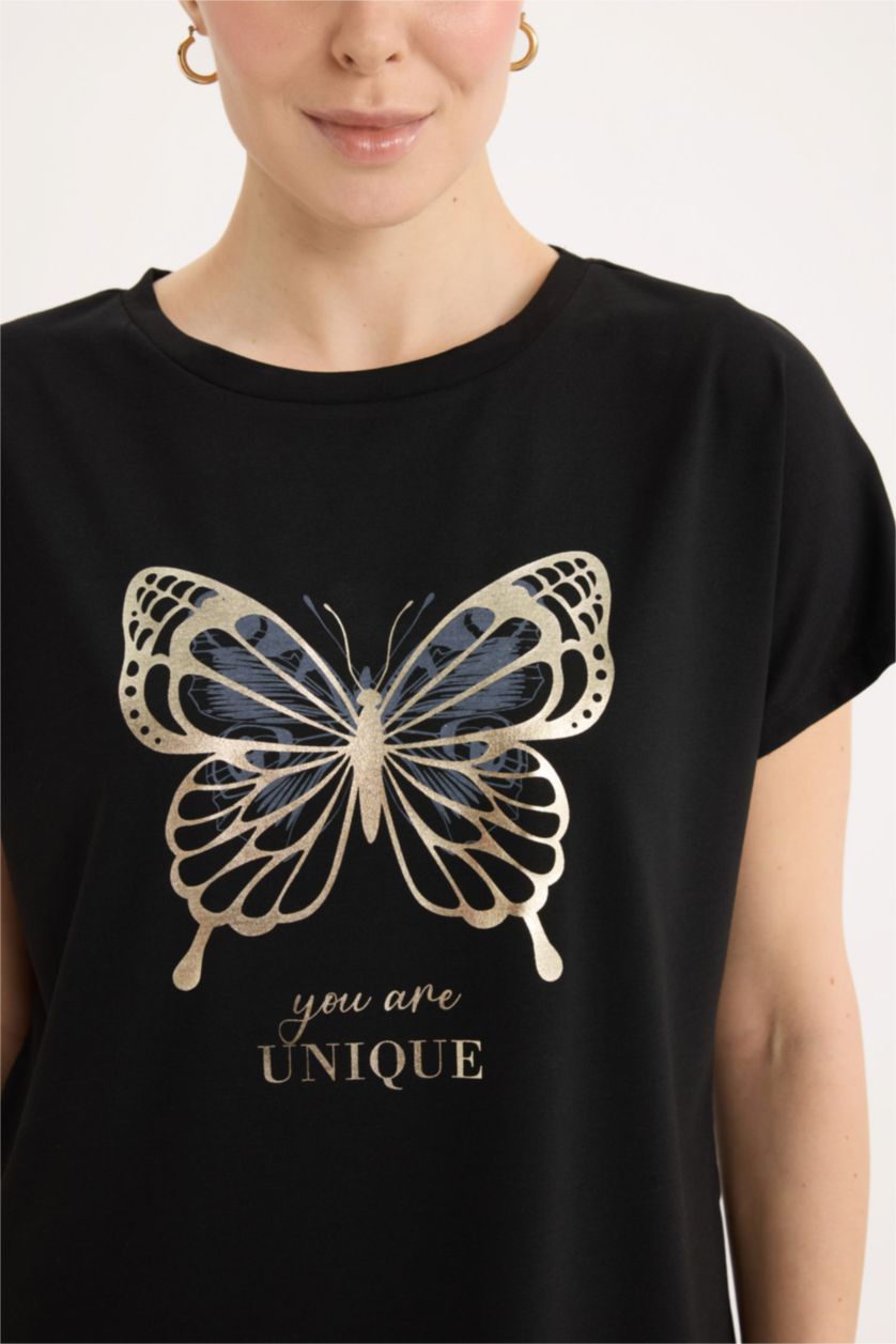 Kadın Siyah Bisiklet Yaka Kelebek Baskılı Kısa Kollu Tişört