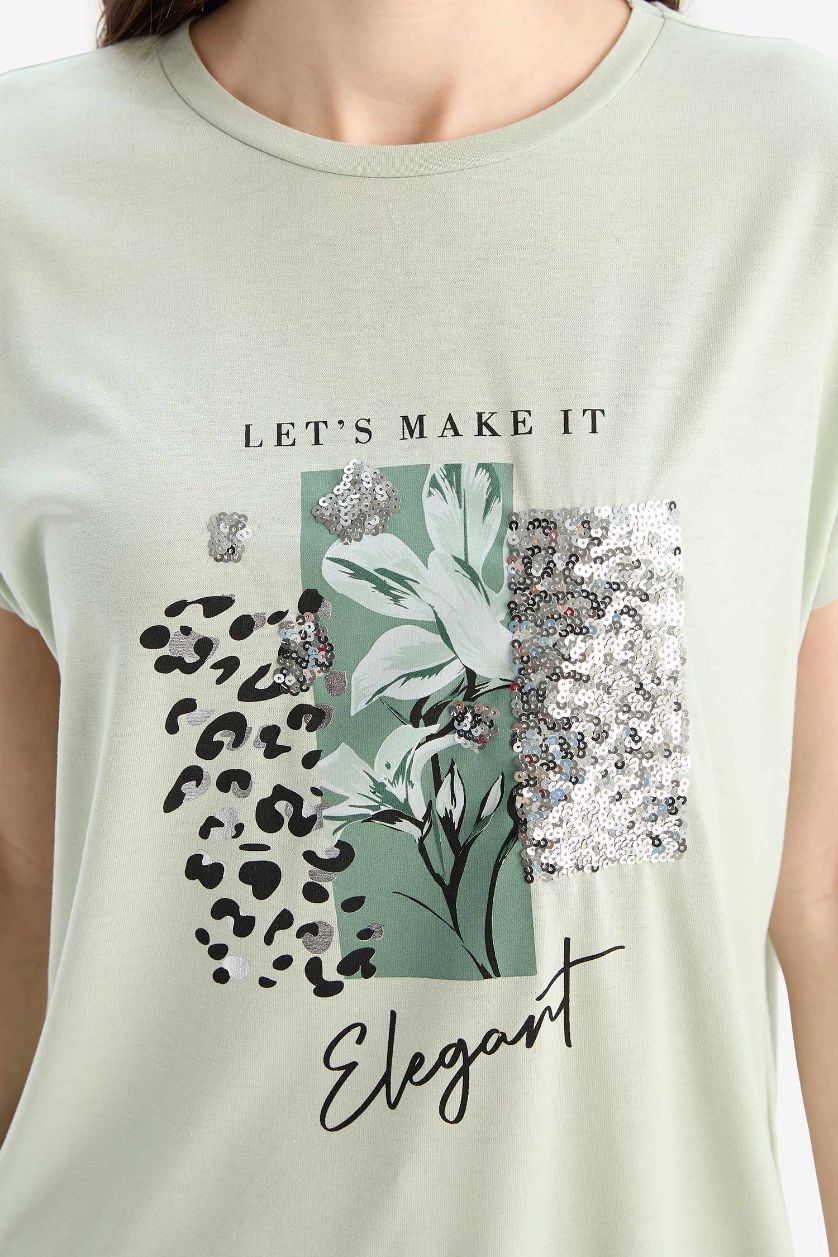 نساء نعناع تيشيرت نص كم مطبوع برقبة مستديرة