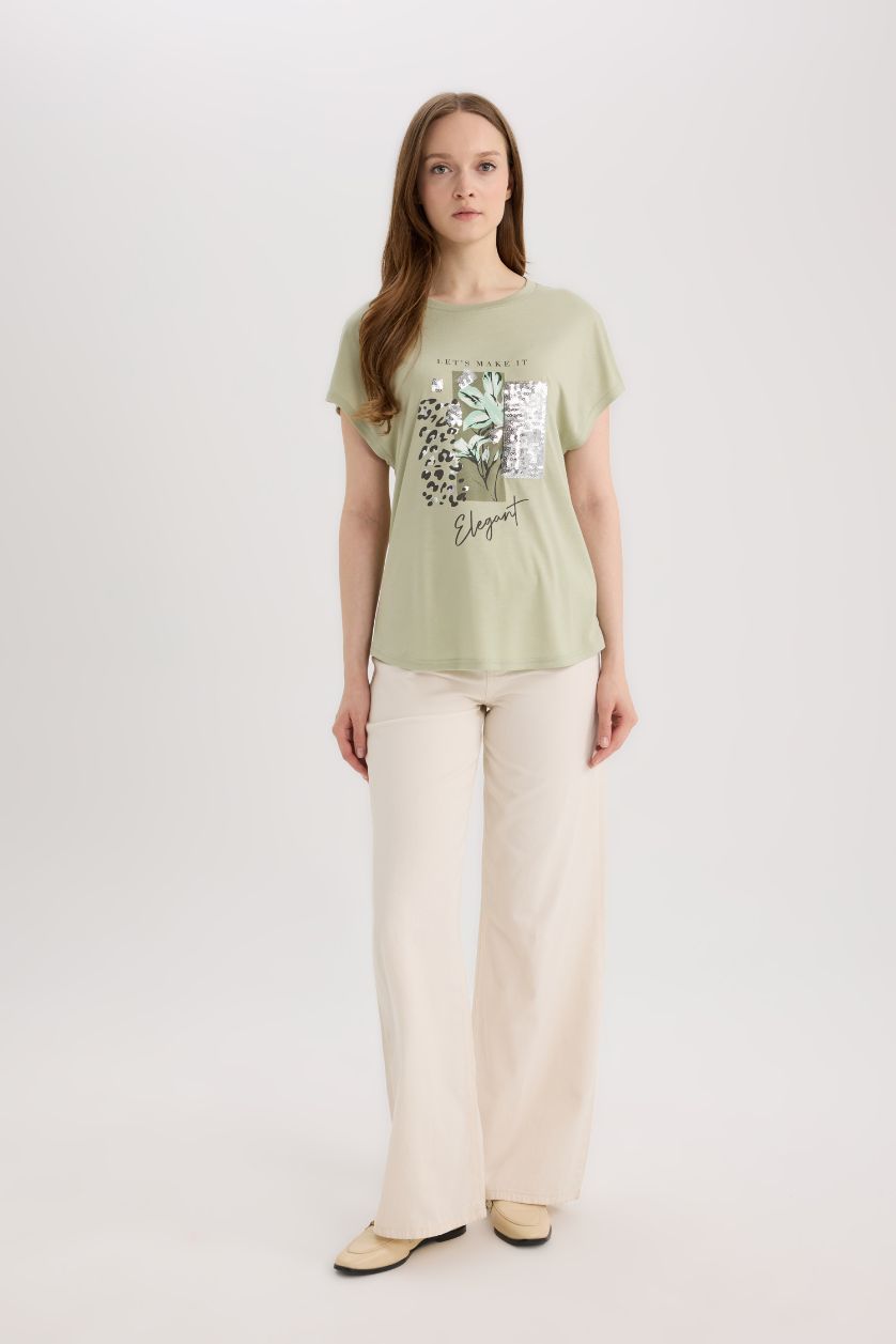 حريمي كاكي فاتح Short Sleeve T-Shirt
