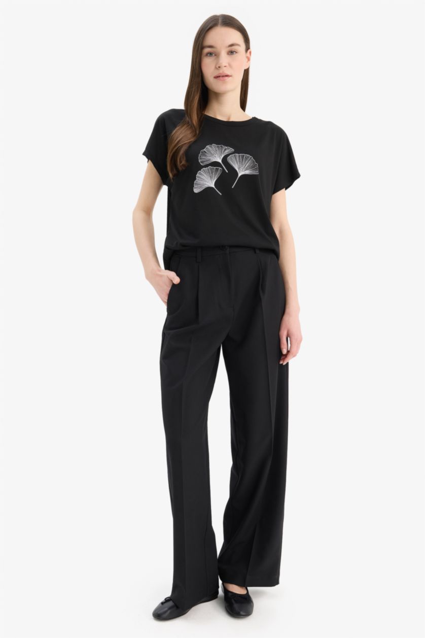 نساء أسود تي شيرت قصة عادية نص ردن وياخة دائرية