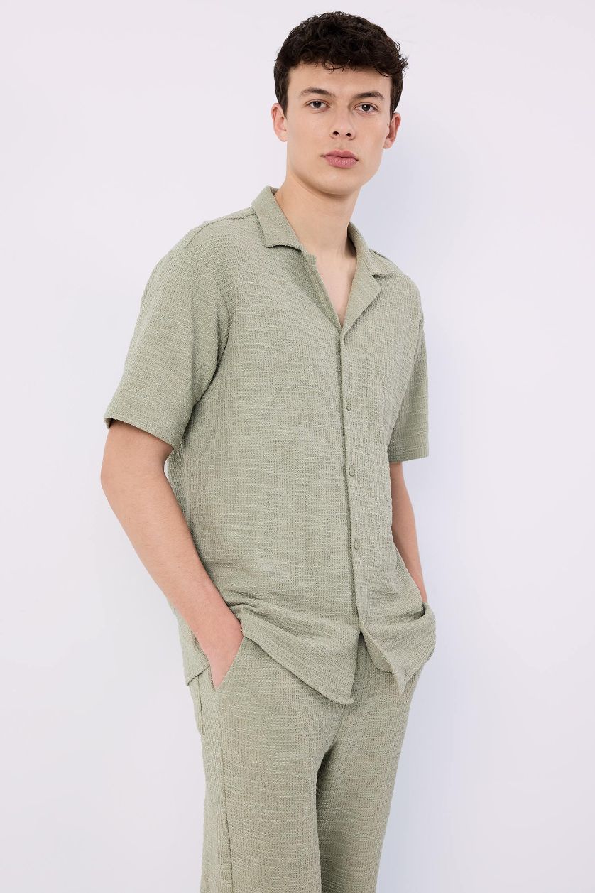 Erkek Açık Haki Regular Fit Yazlık Apaş Yaka Kısa Kollu Gömlek