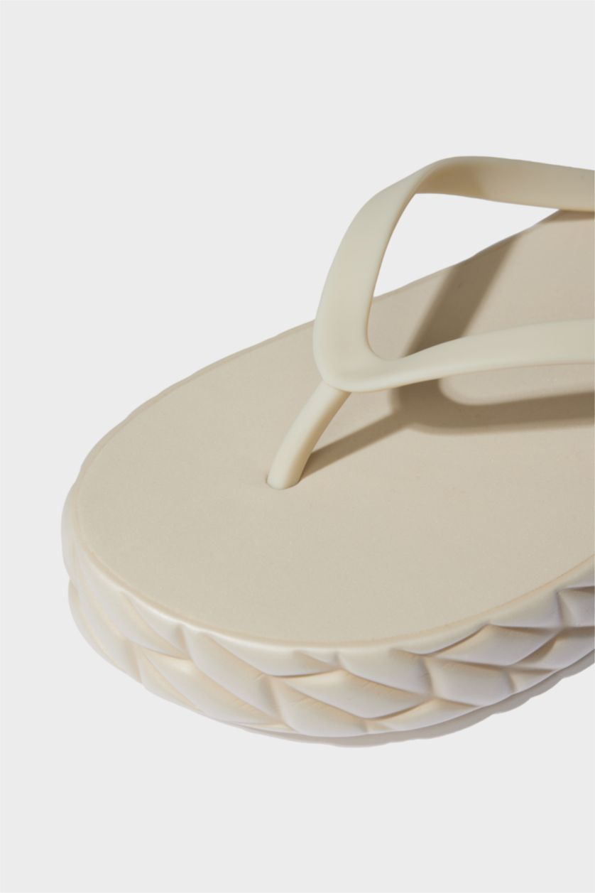 Kadın Bej Kadın Düz Taban Eva Parmak Arası Terlik