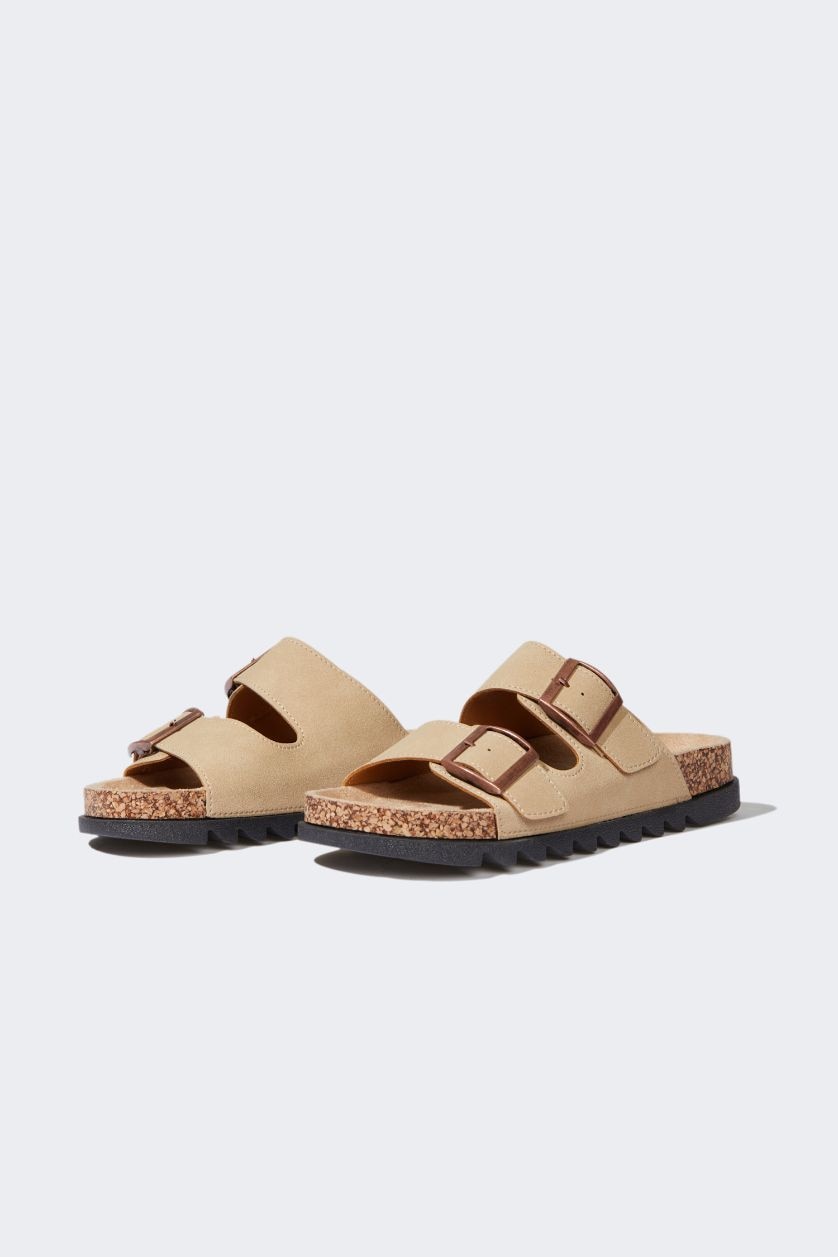 FEMME Beige Sandales en similicuir à semelles plates pour femme