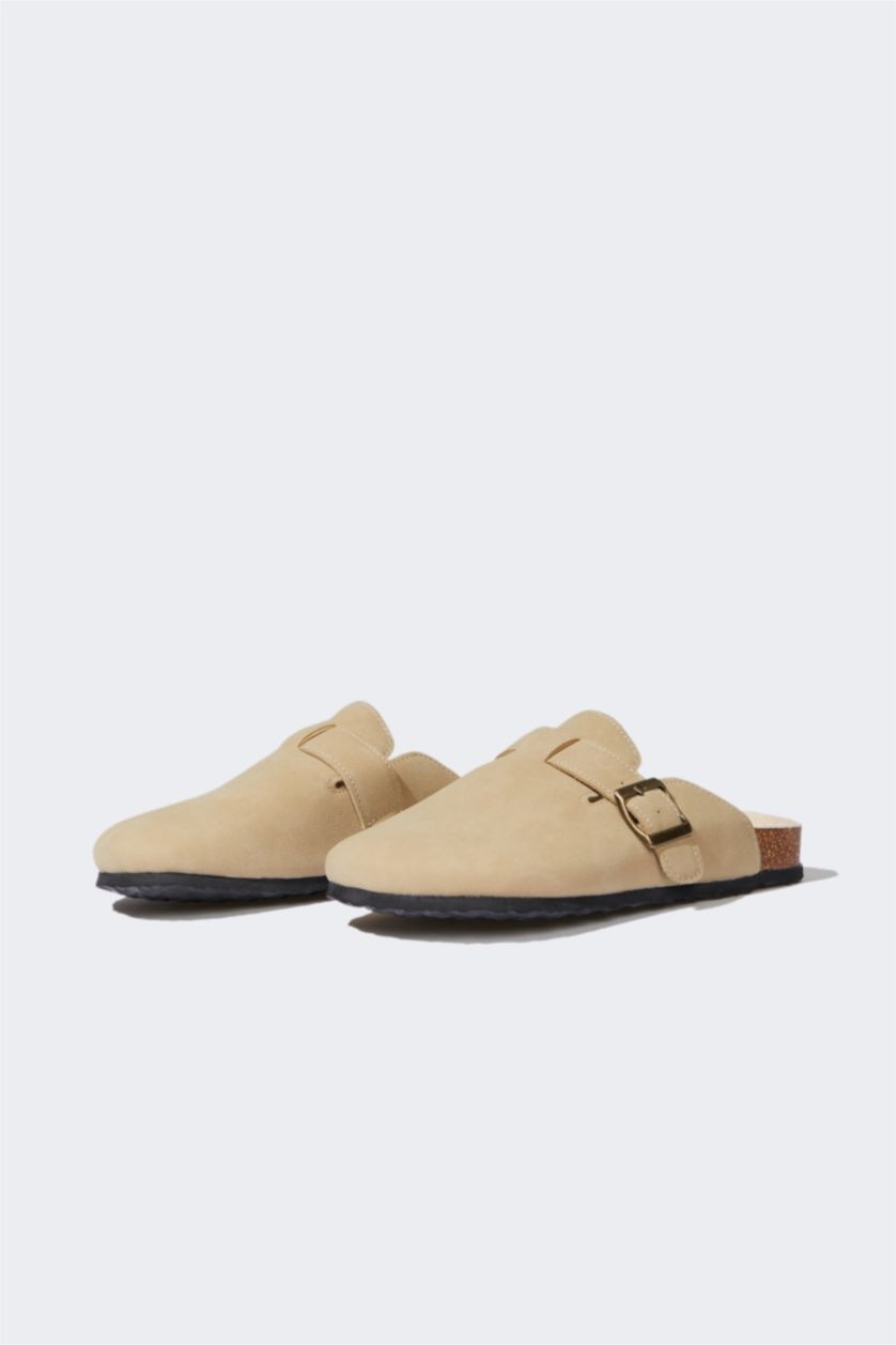 نساء بني فاتح شبشب جلد صناعي بكعب مسطح