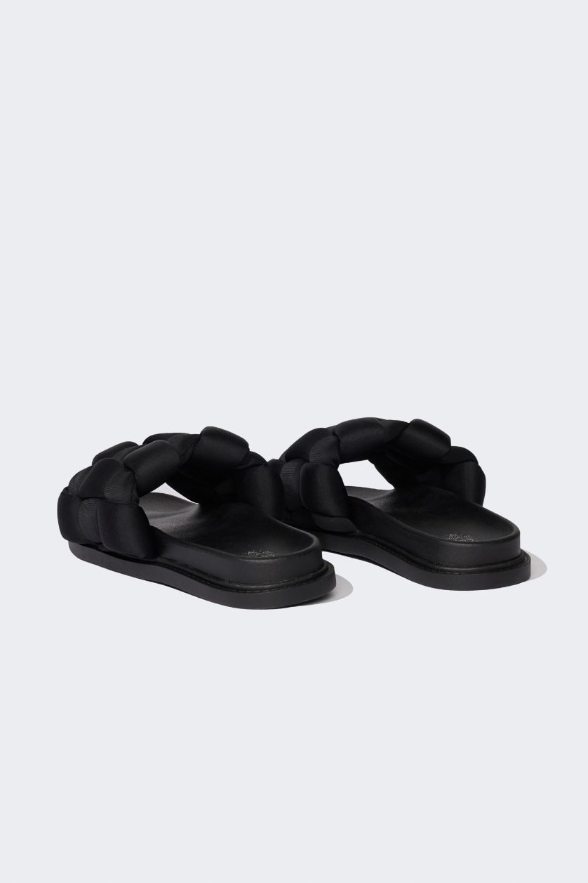 WOMAN Black Woman Flat Sole Slippers