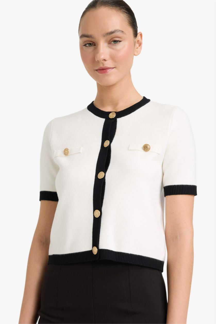 Woman Ecru Regular Fit Crew Neck Cardigan