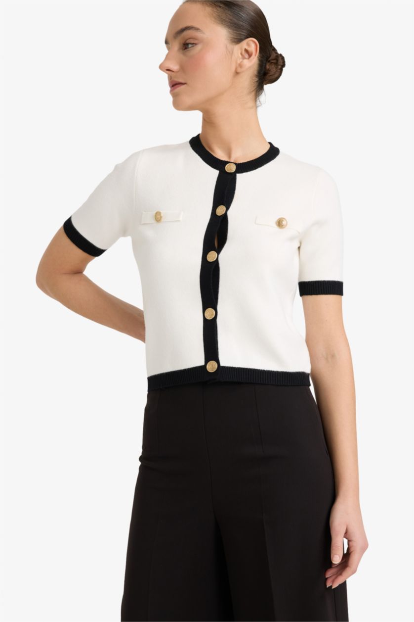 Woman Ecru Regular Fit Crew Neck Cardigan