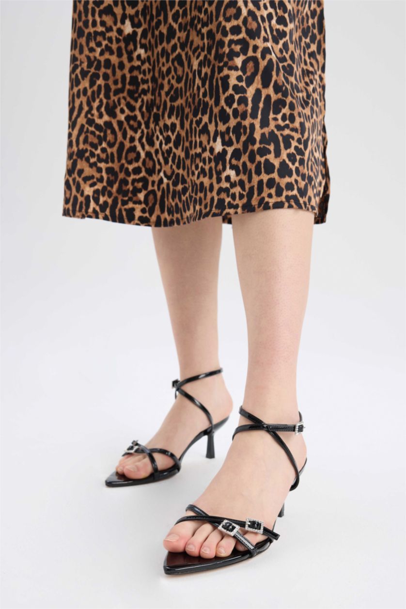 Woman Black Animal Satin Sleeveless Midi Dress