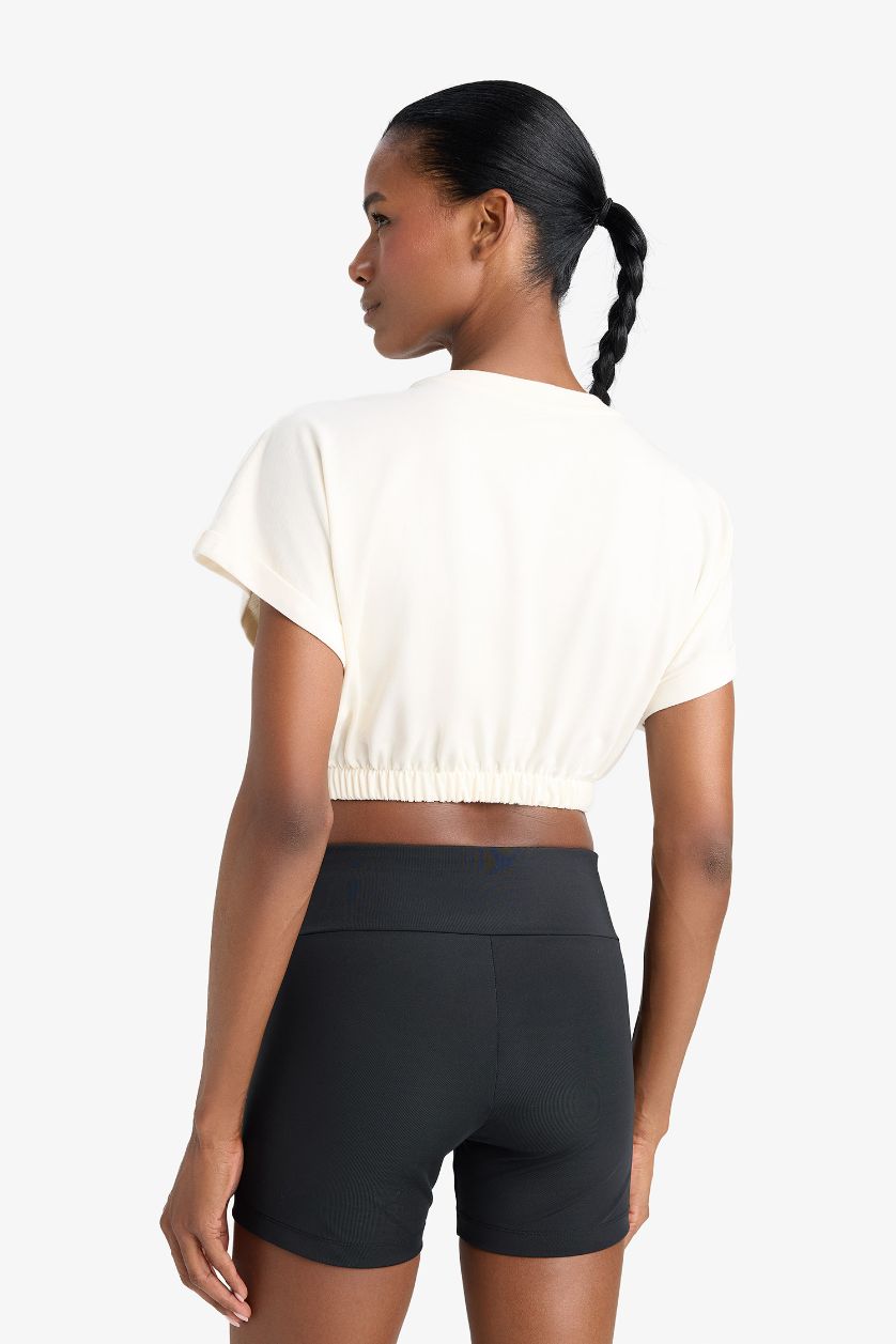 Kadın Ekru Cropped Fit Bisiklet Yaka Baskılı Sporcu Kısa Kollu Tişört