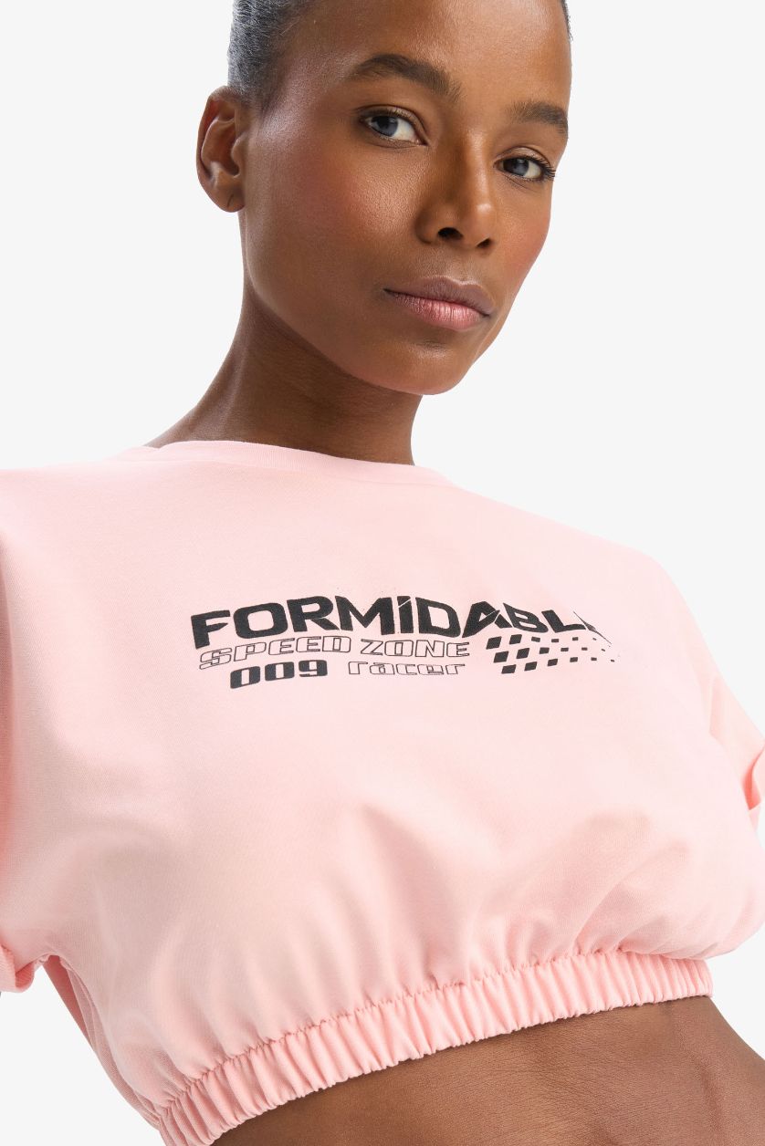 Kadın Pembe Cropped Fit Bisiklet Yaka Baskılı Sporcu Kısa Kollu Tişört