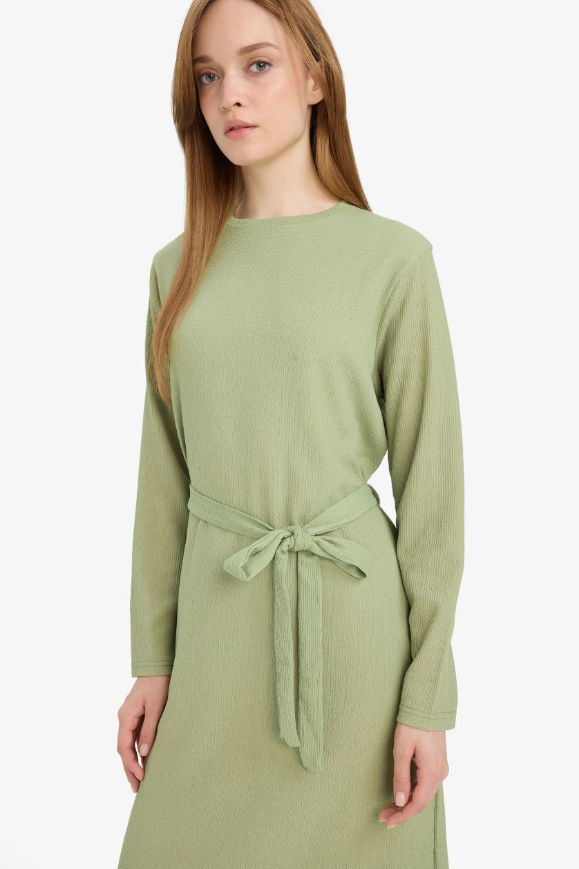 نساء أخضر فستان قصة عادية بياخة مستديرة