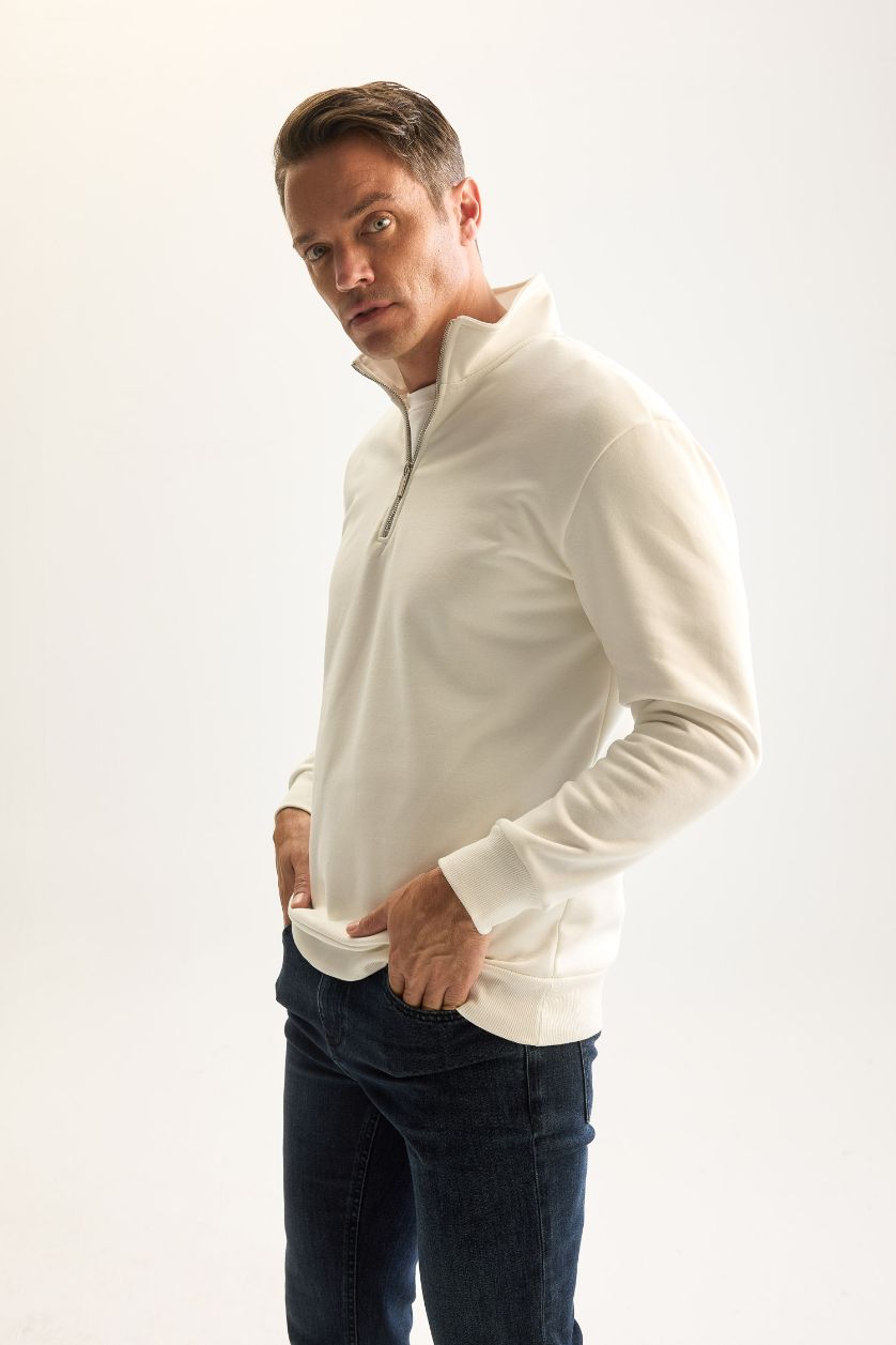 Erkek Kırık Beyaz 3 İplik Pamuklu Şardonlu İçi Polarlı Comfort Regular Fit Rahat Kalıp Dik Yaka Fermuarlı Kalın Sweatshirt