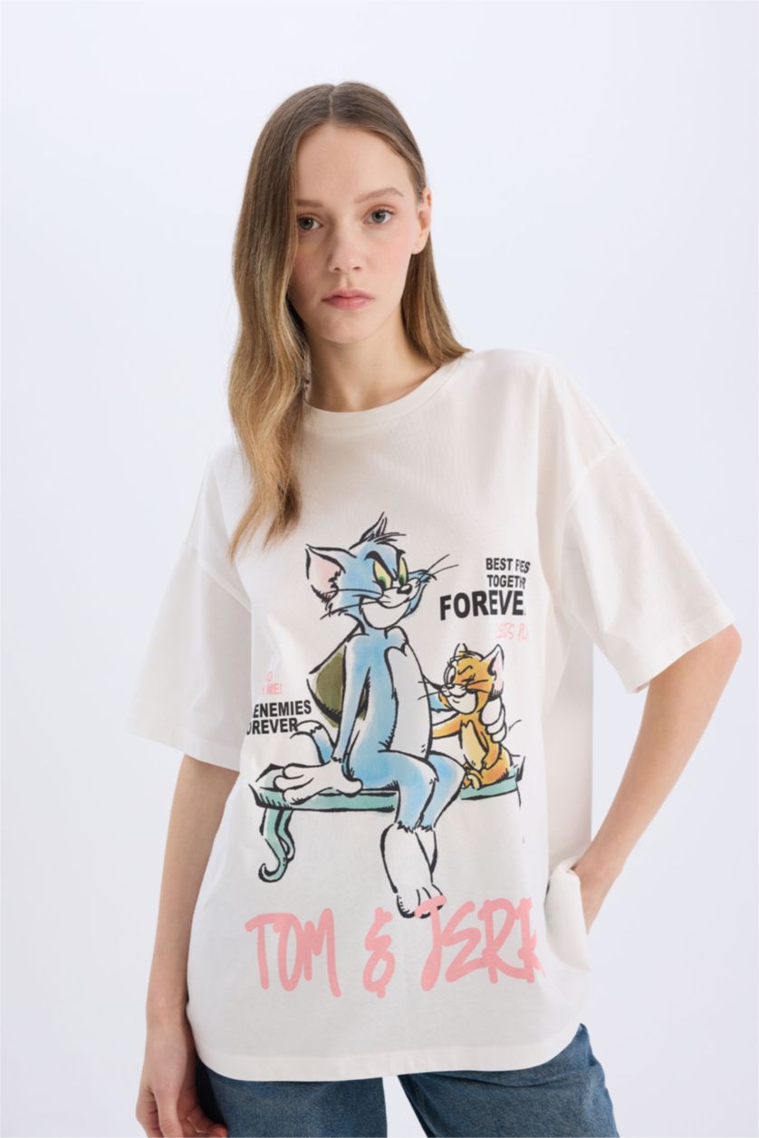 Kadın Kırık Beyaz Tom & Jerry Oversize Geniş Kalıp Bisiklet Yaka Sırt Baskılı Kısa Kollu Tişört