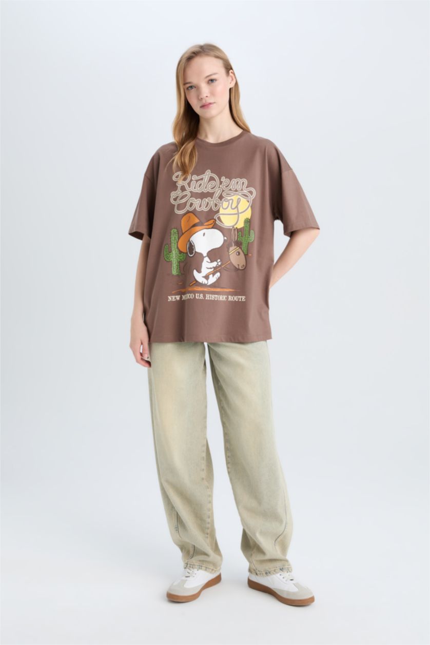 Kadın Kahve Snoopy Oversize Geniş Kalıp Bisiklet Yaka Kısa Kollu Tişört