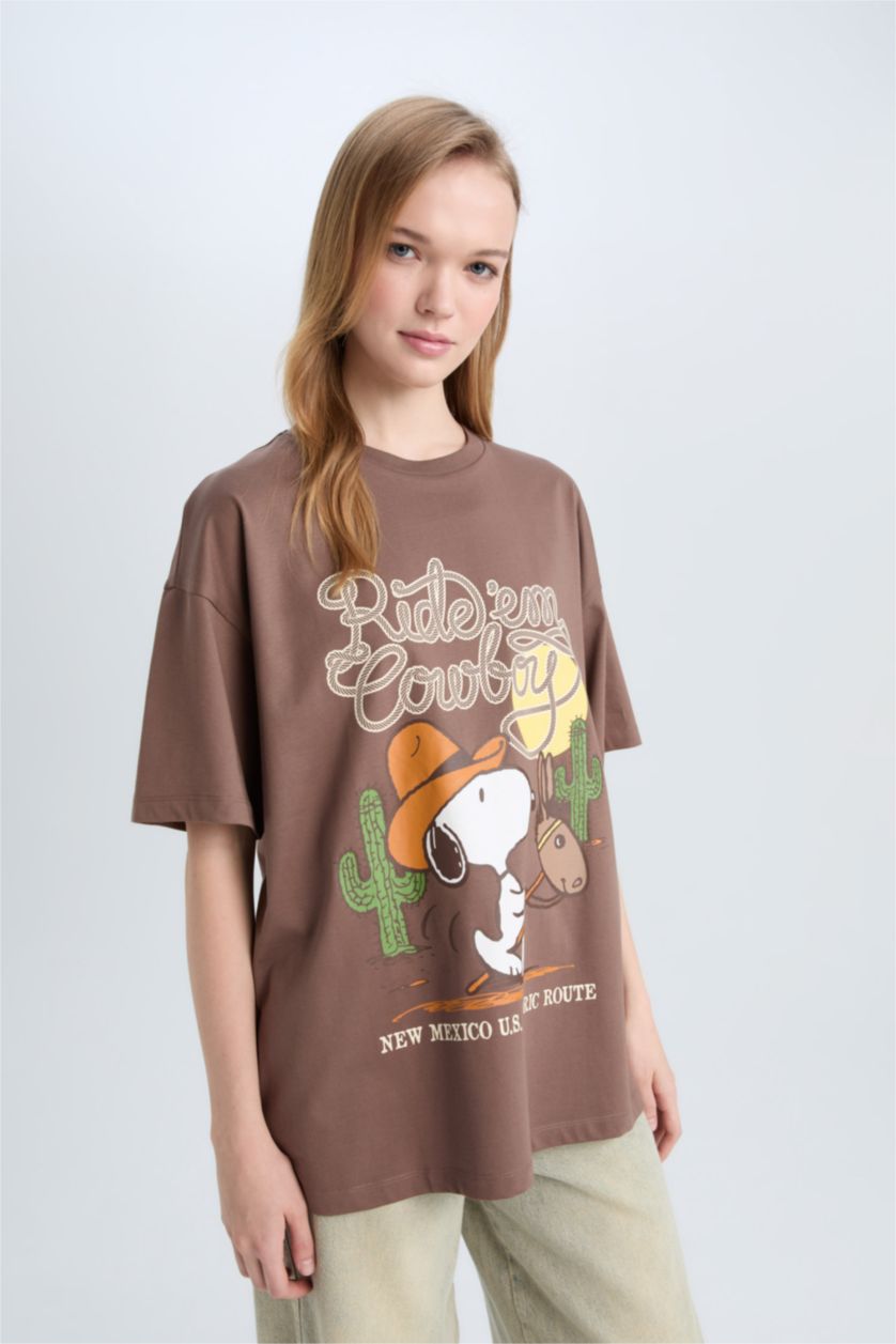 Kadın Kahve Snoopy Oversize Geniş Kalıp Bisiklet Yaka Kısa Kollu Tişört