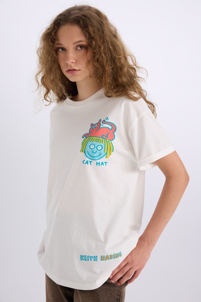 Kadın Kırık Beyaz Keith Haring Oversize Geniş Kalıp Bisiklet Yaka Sırt Baskılı Kısa Kollu Tişört