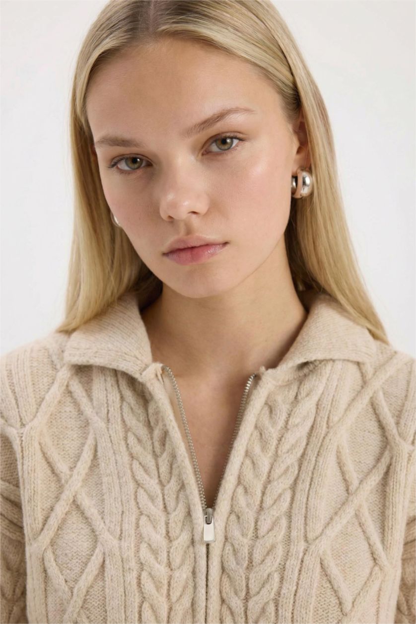 Kadın Ekru Regular Fit Polo Yaka Fermuarlı Triko Hırka