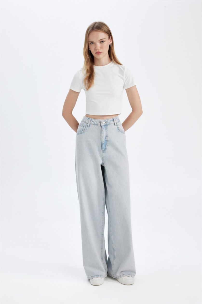 Kadın Açık Mavi Wide Baggy Fit Ekstra Geniş Kalıp Normal Bel Ekstra Geniş Paça Jean Yıkamalı Pantolon