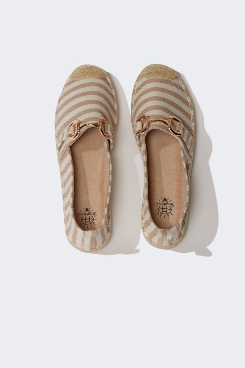 Woman Beige Woman Flat Sole Espadrille Shoes