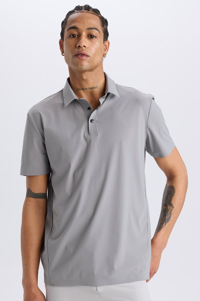 Erkek Gri Esnek Kumaş Standart Fit Polo Yaka Sporcu Kısa Kollu Tişört