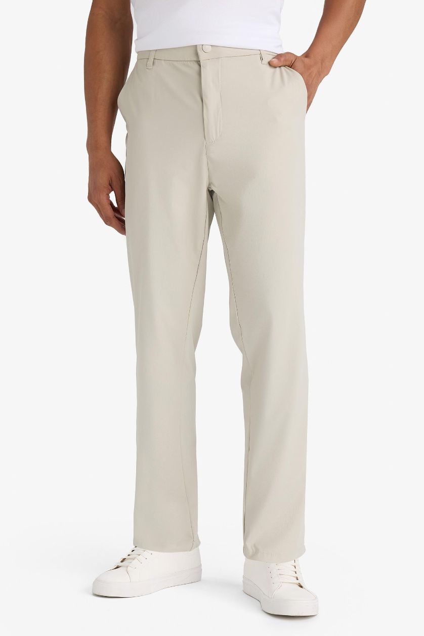 HOMME Beige Clair Pantalon slim fit à jambes droites de DeFactoFit