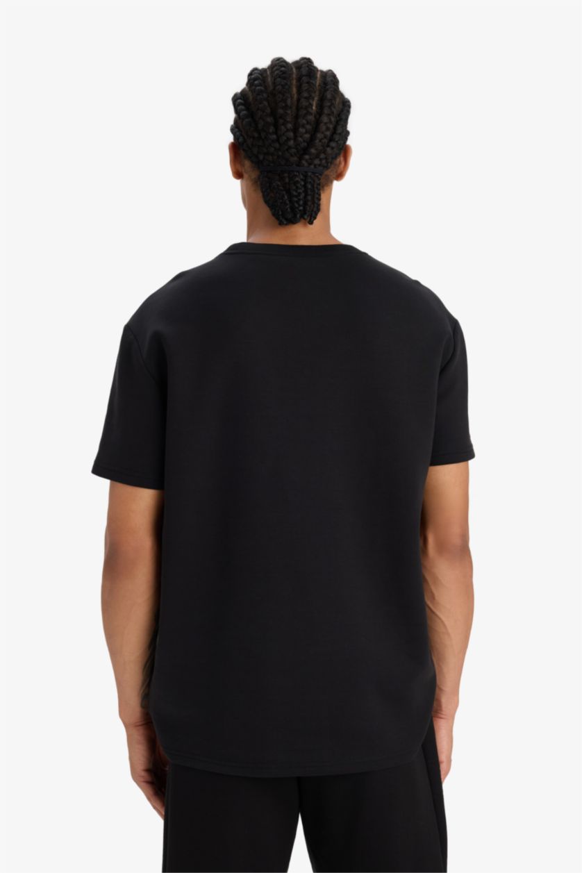 Erkek Siyah Standart Fit Modal Kumaş Bisiklet Yaka Baskılı Sporcu Kısa Kollu Tişört