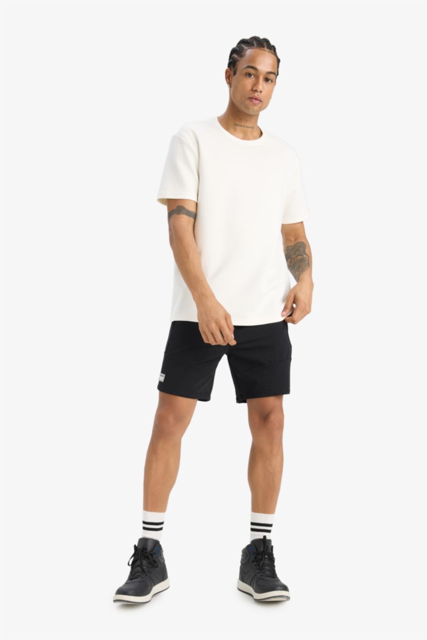 Erkek Ekru Standart Fit Modal Kumaş Bisiklet Yaka Baskılı Sporcu Kısa Kollu Tişört