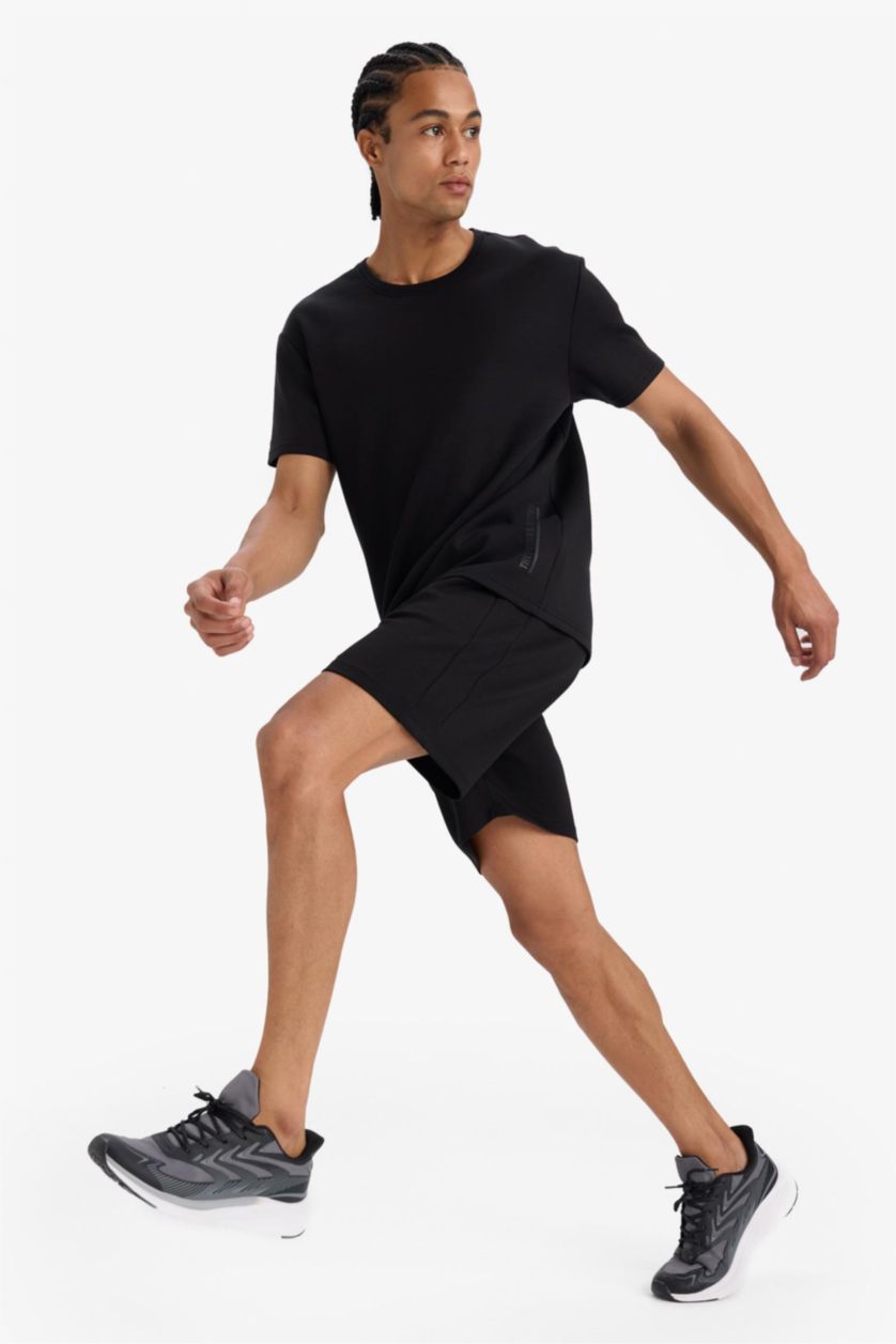 Erkek Siyah Standart Fit Modal Kumaş Sporcu Kısa Paça Şort