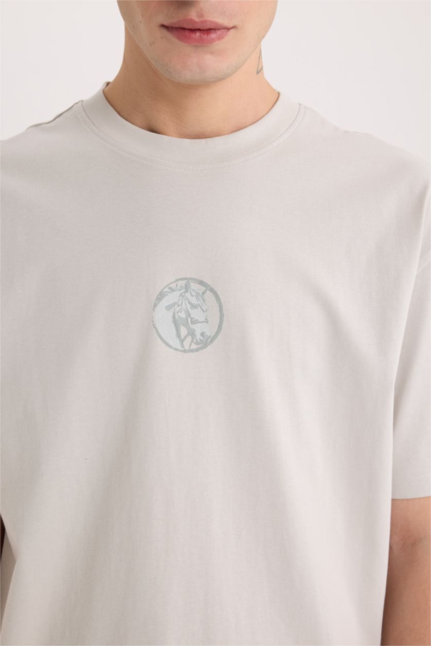 MAN Light Grey Boxy Fit Crew Neck Printed Short Sleeve T-Shirt