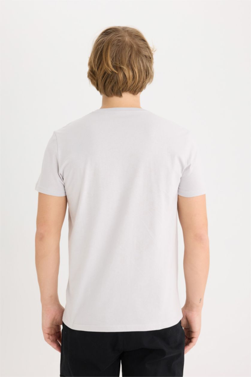 Erkek Açık Gri %100 Pamuk Slim Fit Dar Kesim Bisiklet Yaka Baskılı Kısa Kollu Tişört