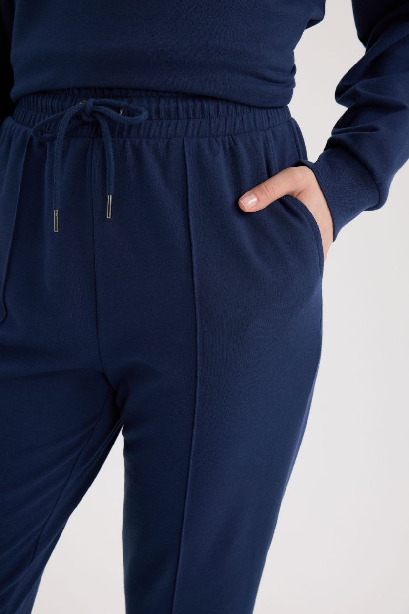 Woman NAVY Harem Thin Sweatshirt Fabric Trousers