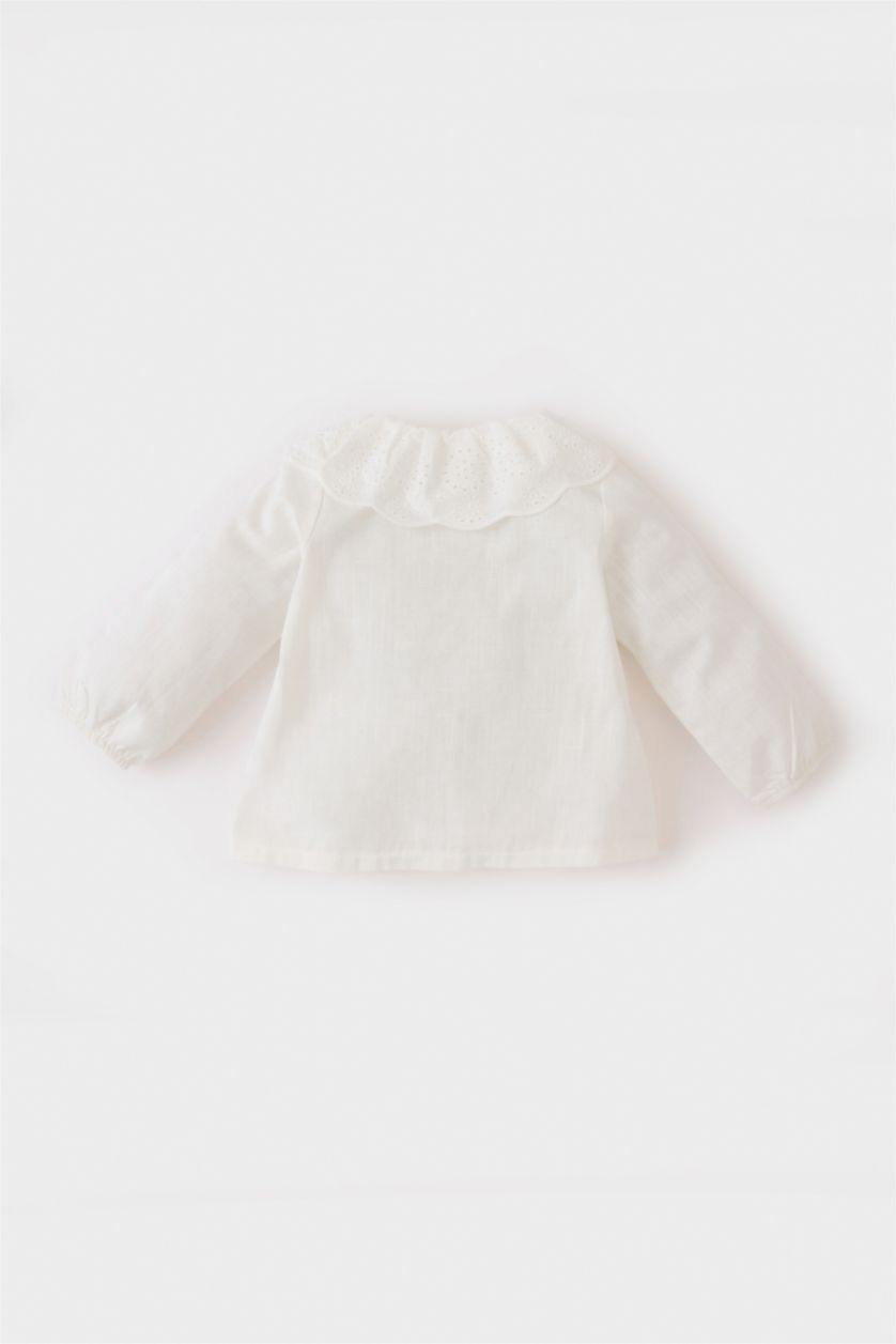 طفلة صغيرة بيج فاتح قميص بنات كم طويل قصة عادية برقبة بالدانتيل