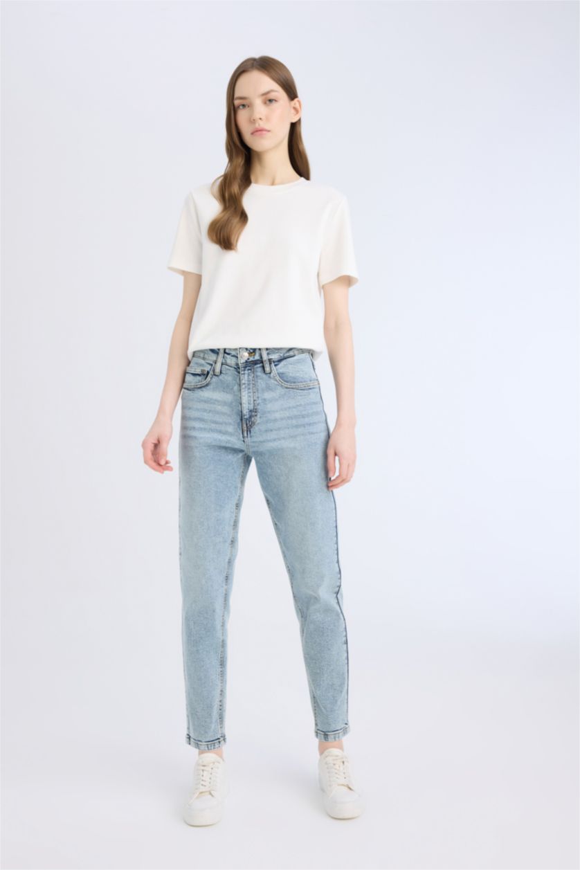 WOMAN Light Indigo Lina Comfort Mom High Waist Ankle Length Jeans